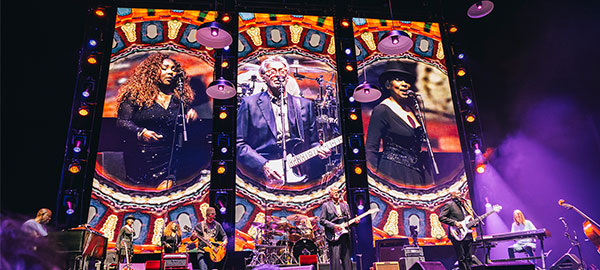Applications-Live-Clapton